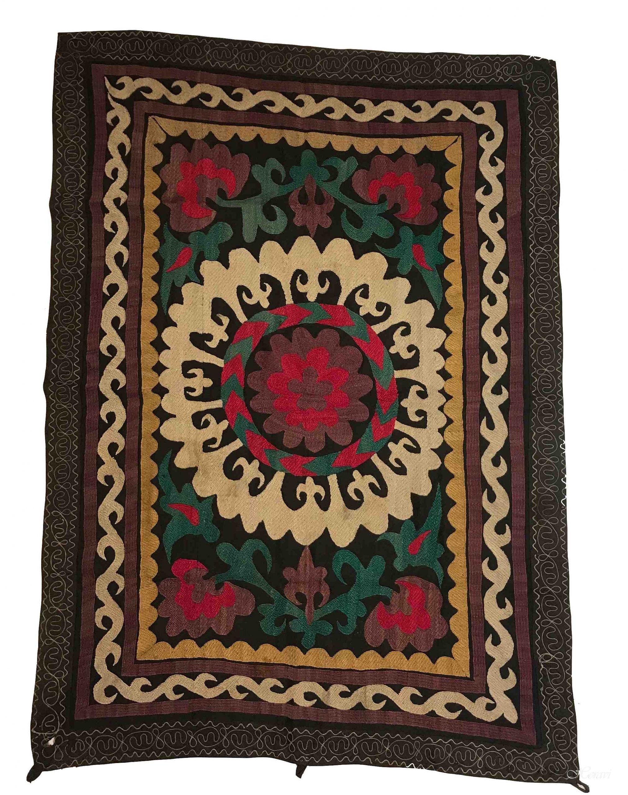 SUZANI ANTICO RICAMATO A MANO