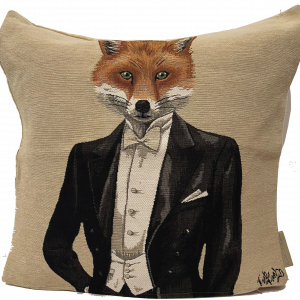 VOLPE IN GIACCA NERA